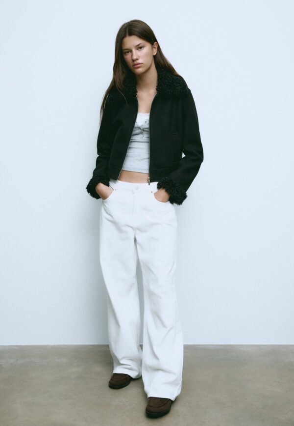 Chaqueta con detalles de borrego