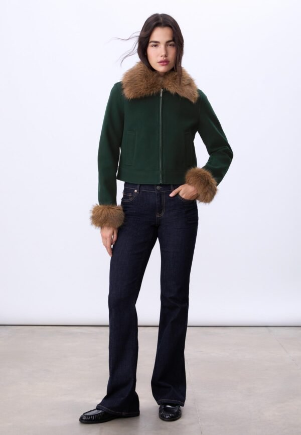 Chaqueta con detalles de borrego