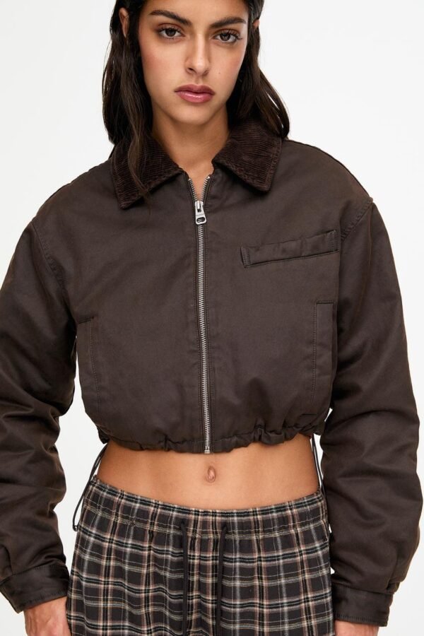 Chaqueta corta marrón Pull&Bear