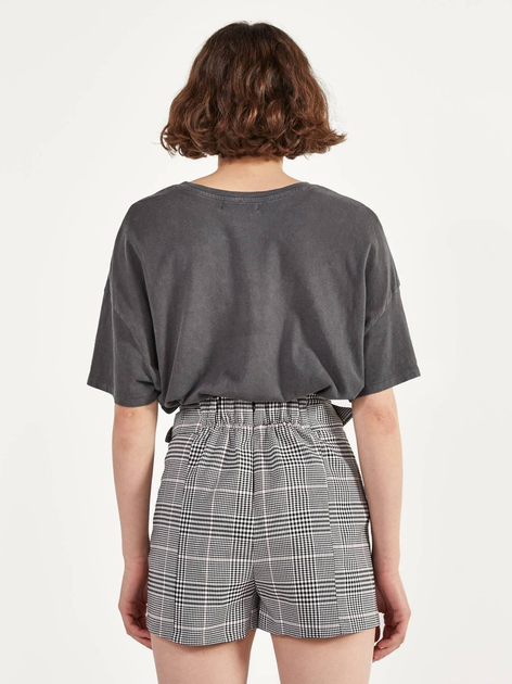 Short falda con ajuste en la cintura