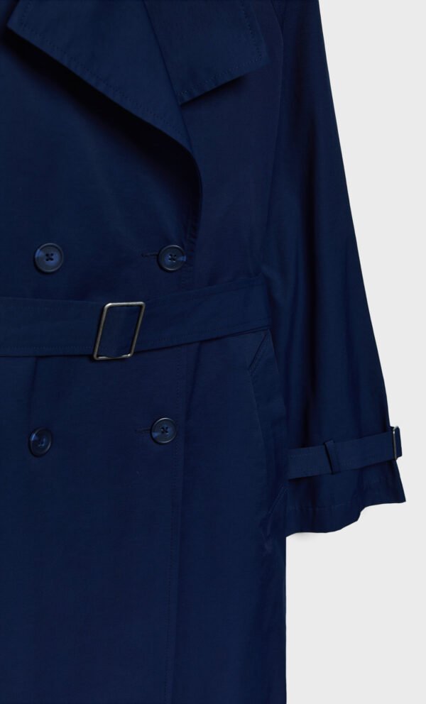 Gabardina ligera con cinturón