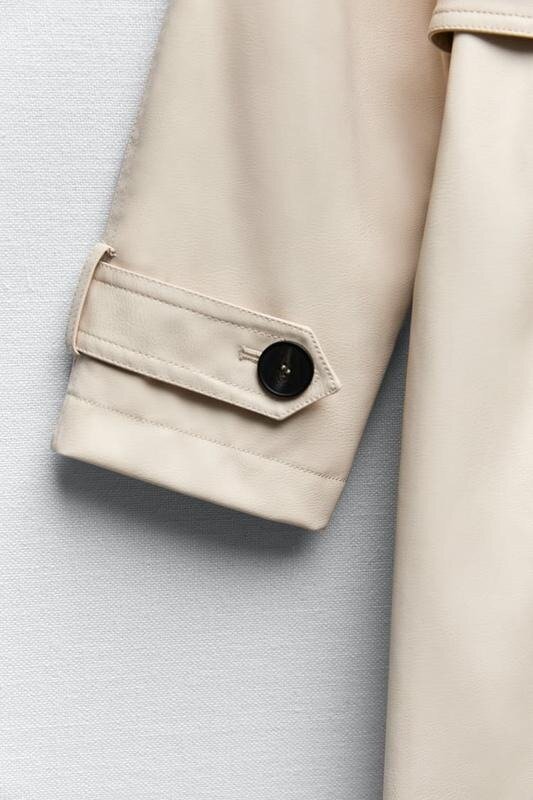 Gabardina de cuero sintético