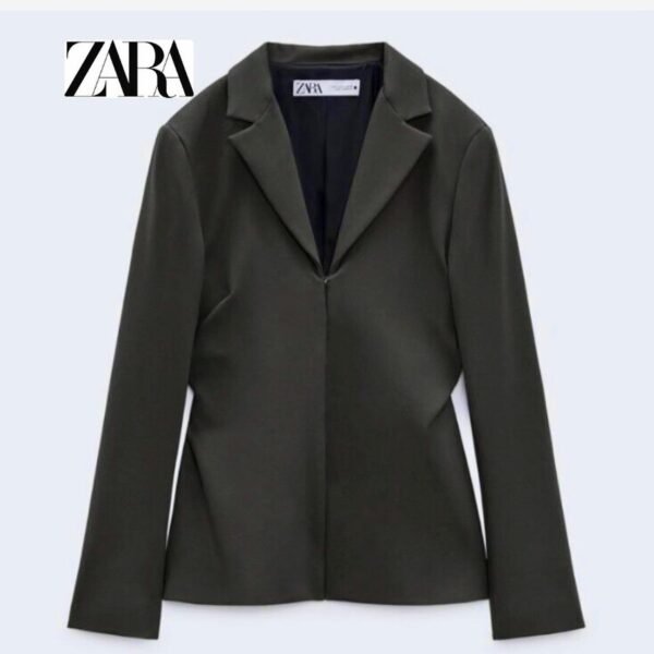 Blazer ajustado plisado