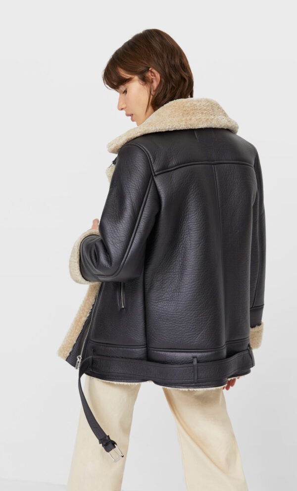 Cazadora efecto piel