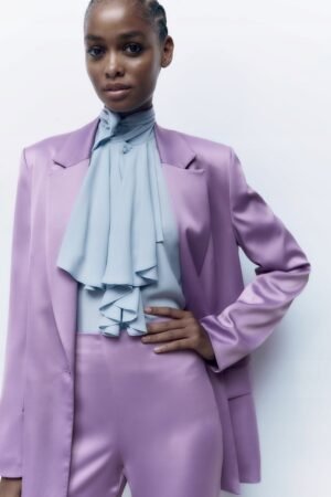 Blazer violeta satinado