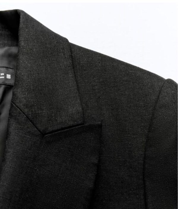 Blazer de lino con mangas dobladas