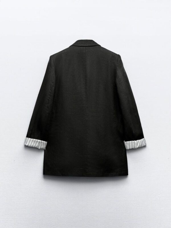 Blazer de lino con mangas dobladas